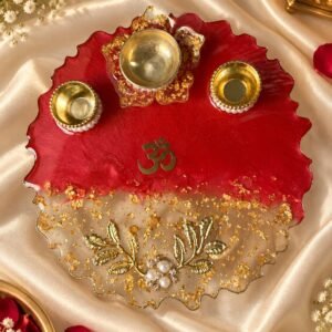 Thali Maroon
